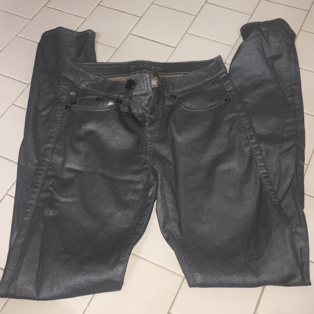 Shimmer grey Rock & Republic Skinny Jeans